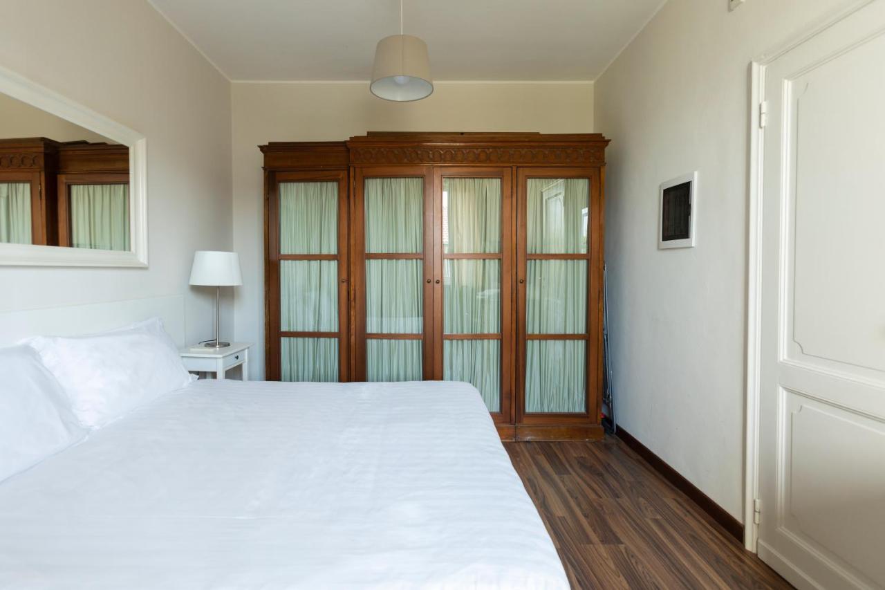Montenapoleone - Sant Andrea Charme Penthouse Milan Bagian luar foto